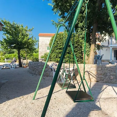 Apartment Ivona *