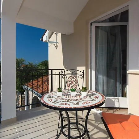 Ivona Apartment Malinska