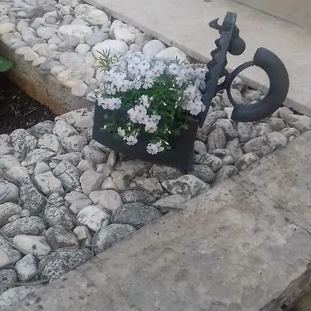 Daire Ivona Malinska